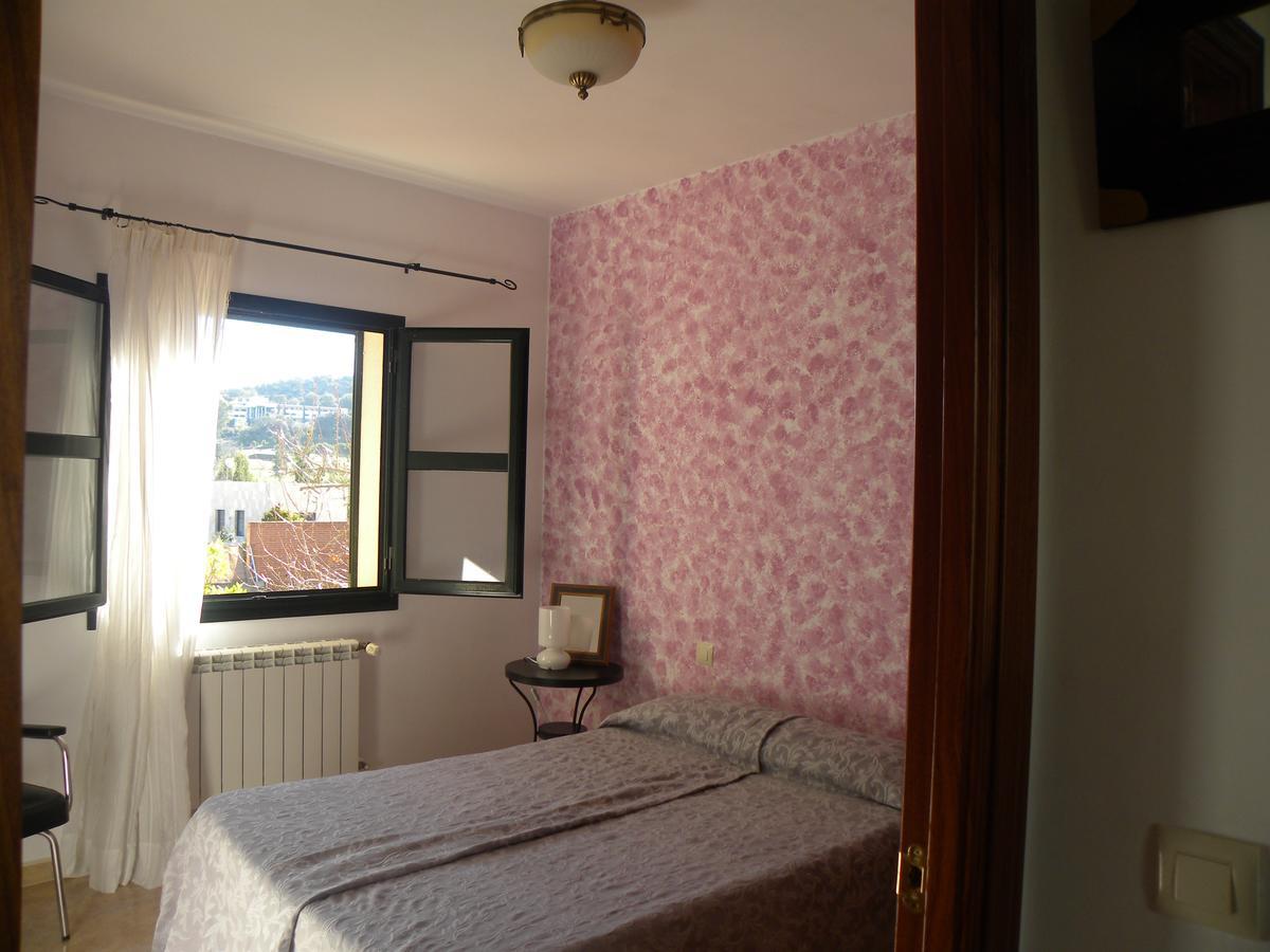 El Jardin De Los Gatos Apartament Caces Dış mekan fotoğraf