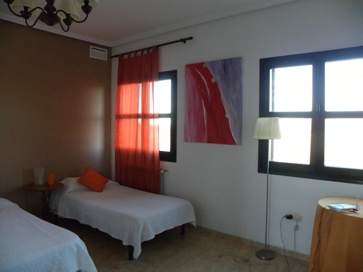El Jardin De Los Gatos Apartament Caces Dış mekan fotoğraf