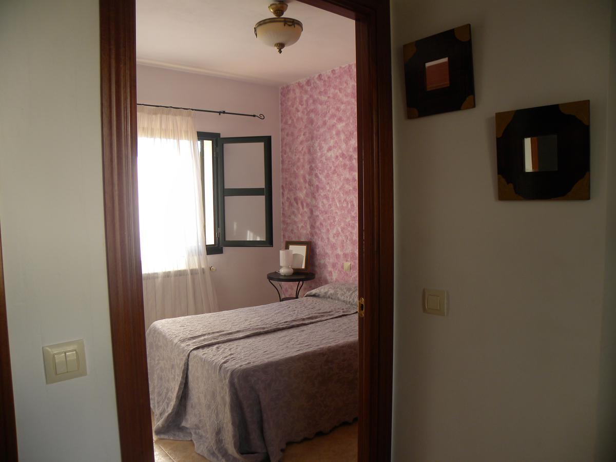 El Jardin De Los Gatos Apartament Caces Dış mekan fotoğraf